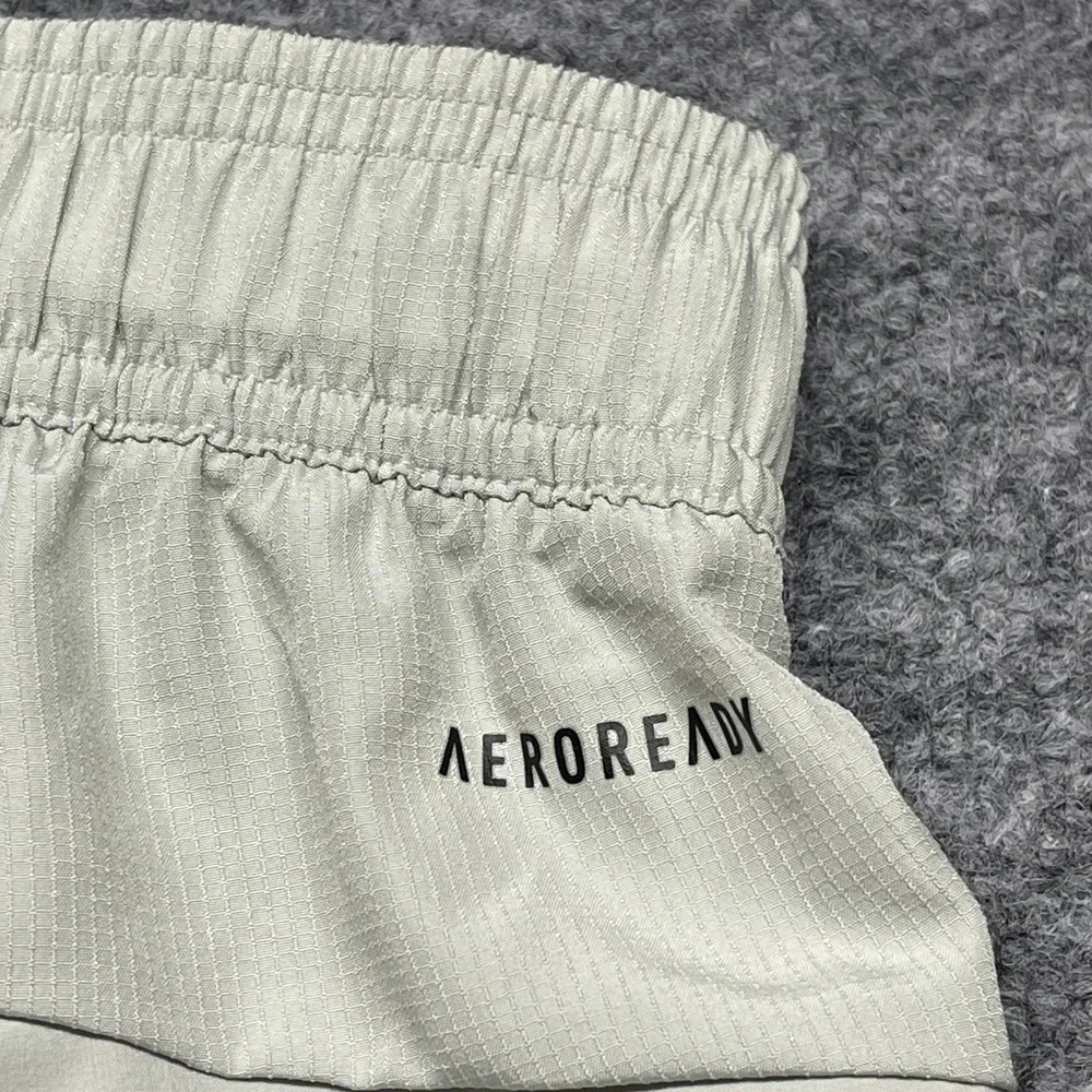 Adidas Pants Mens Medium Gray Training Tapered Lightweight Running Joggers NEW
